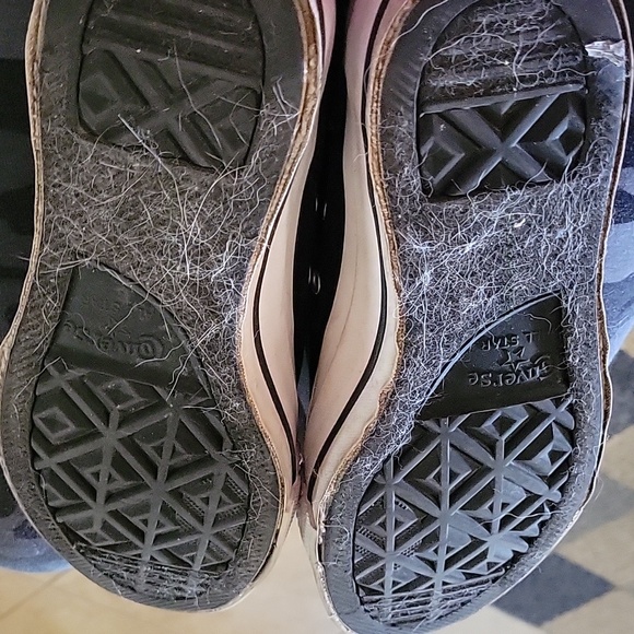Black Converse Slip-On Sneakers - Picture 5 of 5